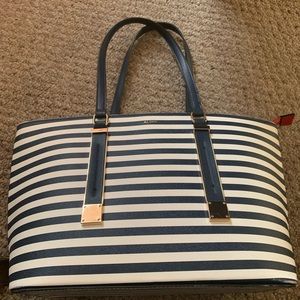 Also tote